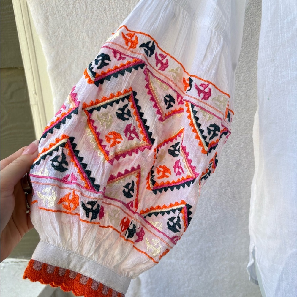 LSundance Leda Embroidered Top Peasant Tassels - Picture 2 of 6
